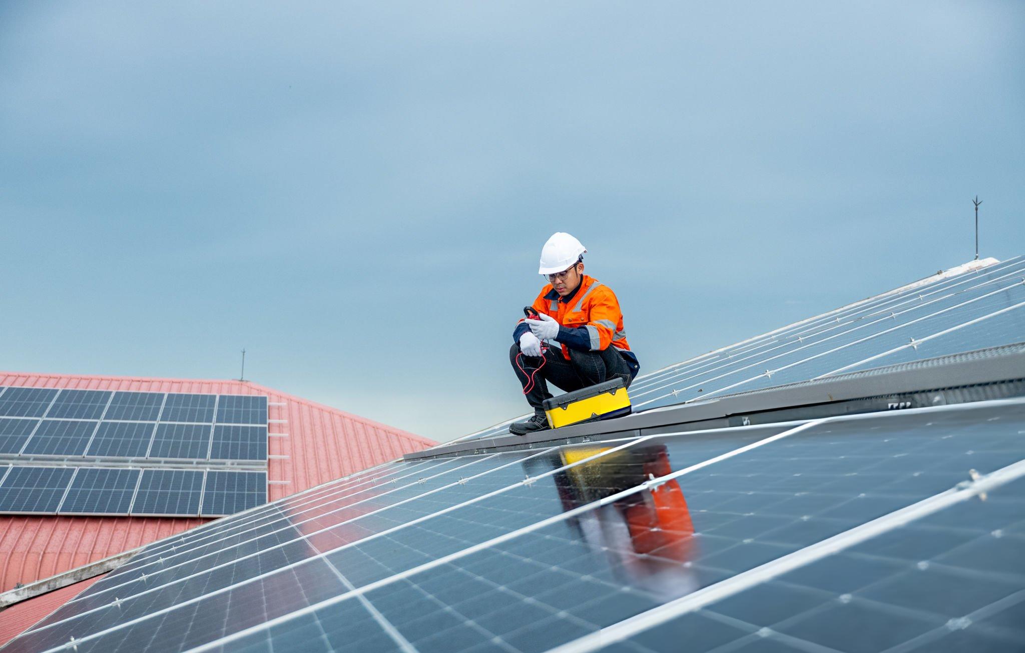 Butler MR-24 standing seam metal roof system on commercial building engineered for non-penetrating clamp-based solar panel attachment and long-term weathertight performance
